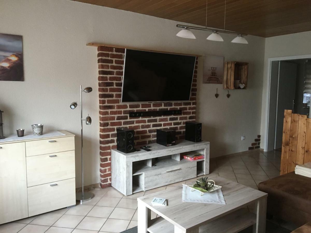 Apartamento Kleine Auszeit Neunkirchen  Exterior foto